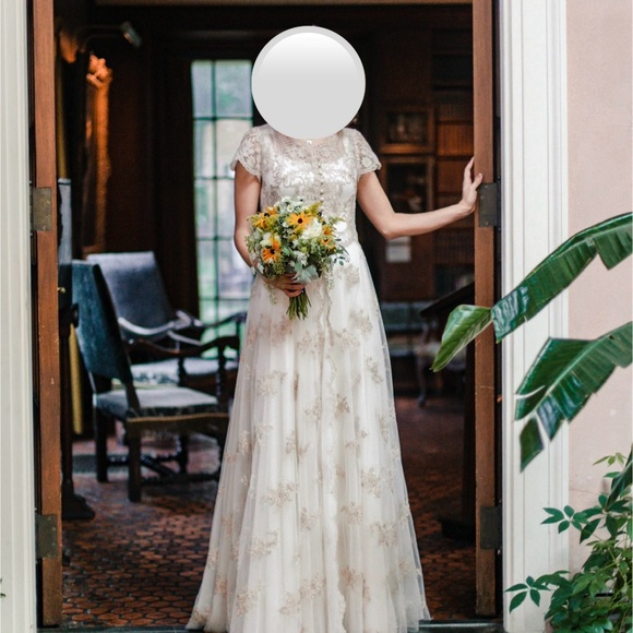 Vintage Style Artisan Wedding Dress - Picture 8 of 10